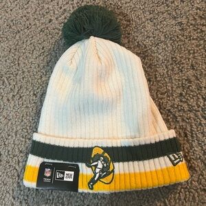 RARE New Era Green Bay Packer Retro Historic Logo Knit Winter Hat beanie NFL cap